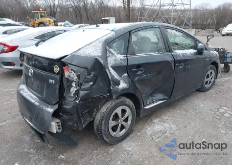 2013 Toyota Prius Two from USA, damaged, VIN JTDKN3DU8D5617955